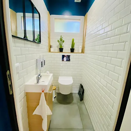 Literie De Qualite - Jardin - Wifi - Parking Prive - Conciergerie Du Varet Appartement *